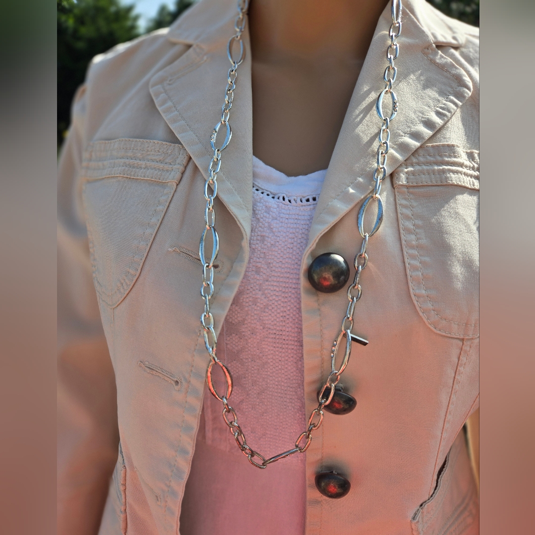 Silver Tone Necklace Silver Tone Necklace